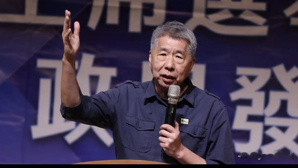 蓝营辩论戏码太抓马！张亚中痛批郝龙斌两岸政策是“小学生作业”，自己是“博士论文”