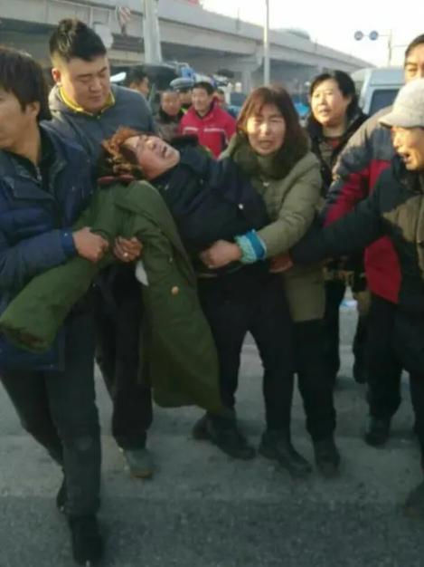 湖南攸县交通事故案二次开庭：祖孙被撞身亡，司机病逝后家属索赔多方
 
10月16