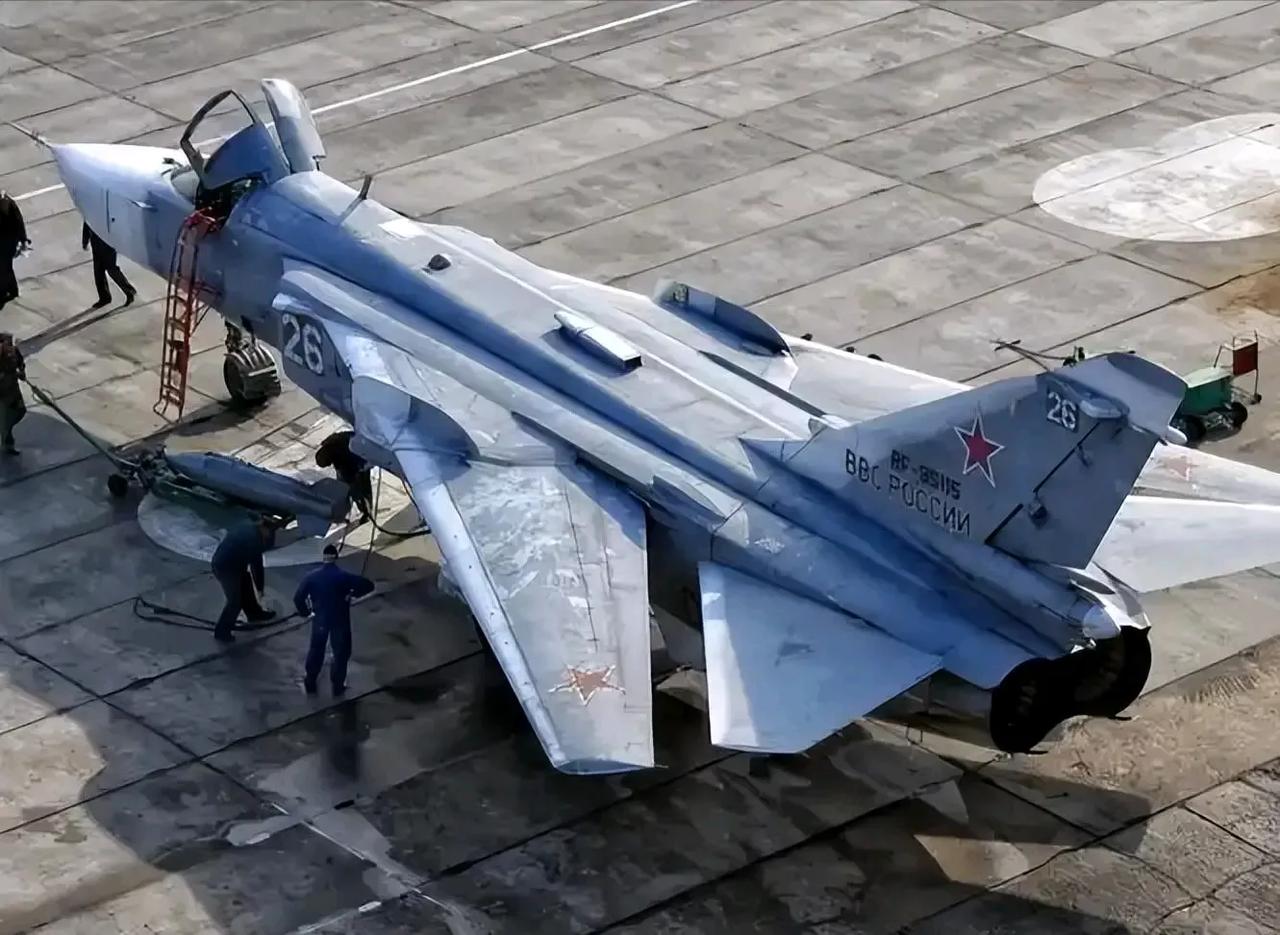 突发!卡塔尔宣布摧毁伊朗军事设施。

半岛电视台消息，当地时间5日， 卡塔尔外交