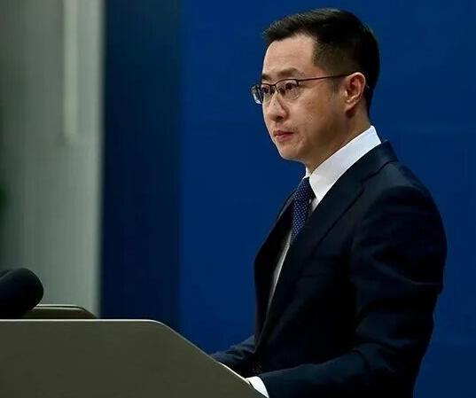 南海裁决十年之际14国联手发难，中国两天之内连出两招，欧洲七国被单独拎出来敲打。