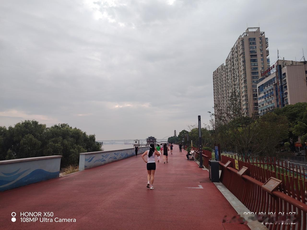 我认为没啥感觉