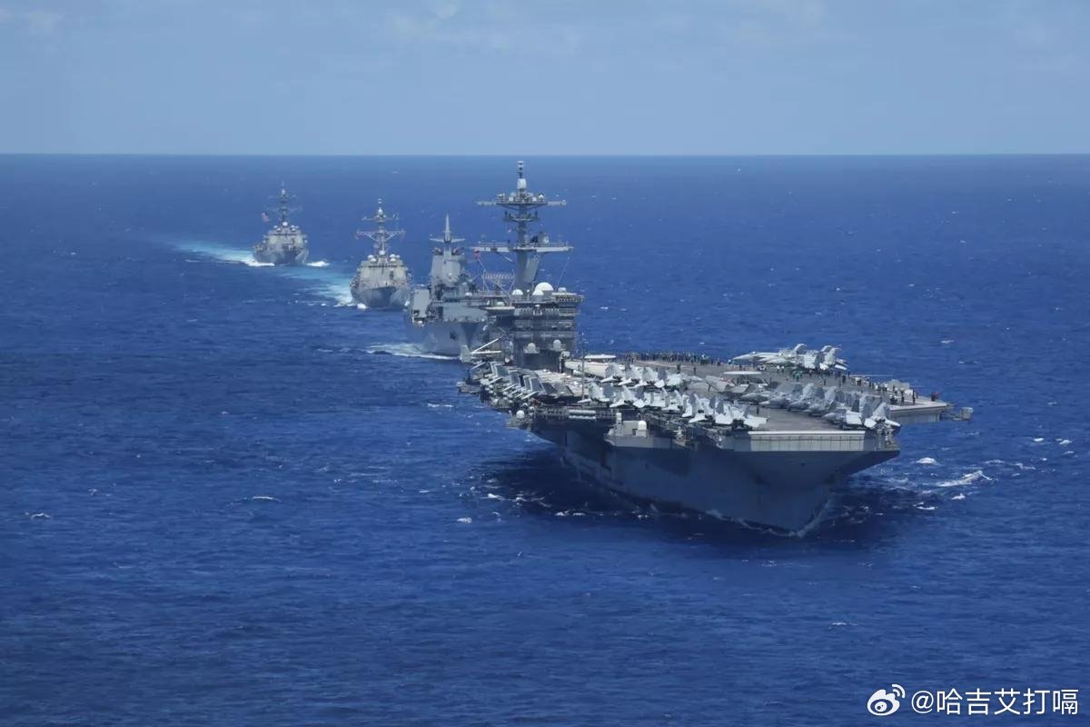 凤凰新闻【伊朗海军突入美航母战斗群，美军连续开炮，竟然打不中】据美国CBS新闻报