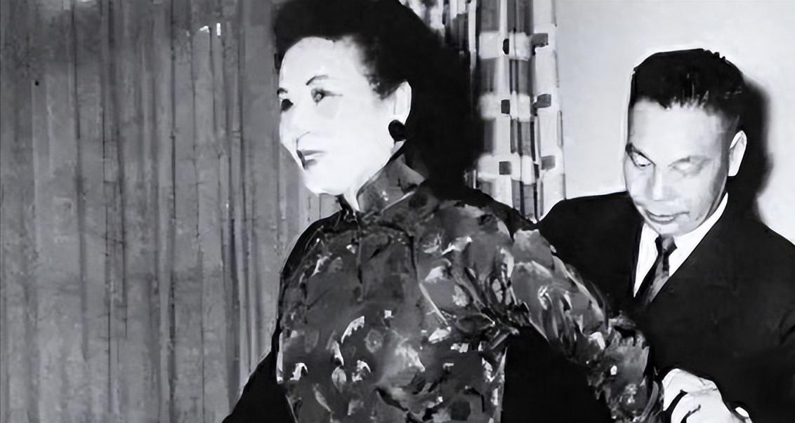 宋美龄的 “蒋夫人” 光环碎了！1975 年蒋经国一句话，让她成纽约异乡客
 