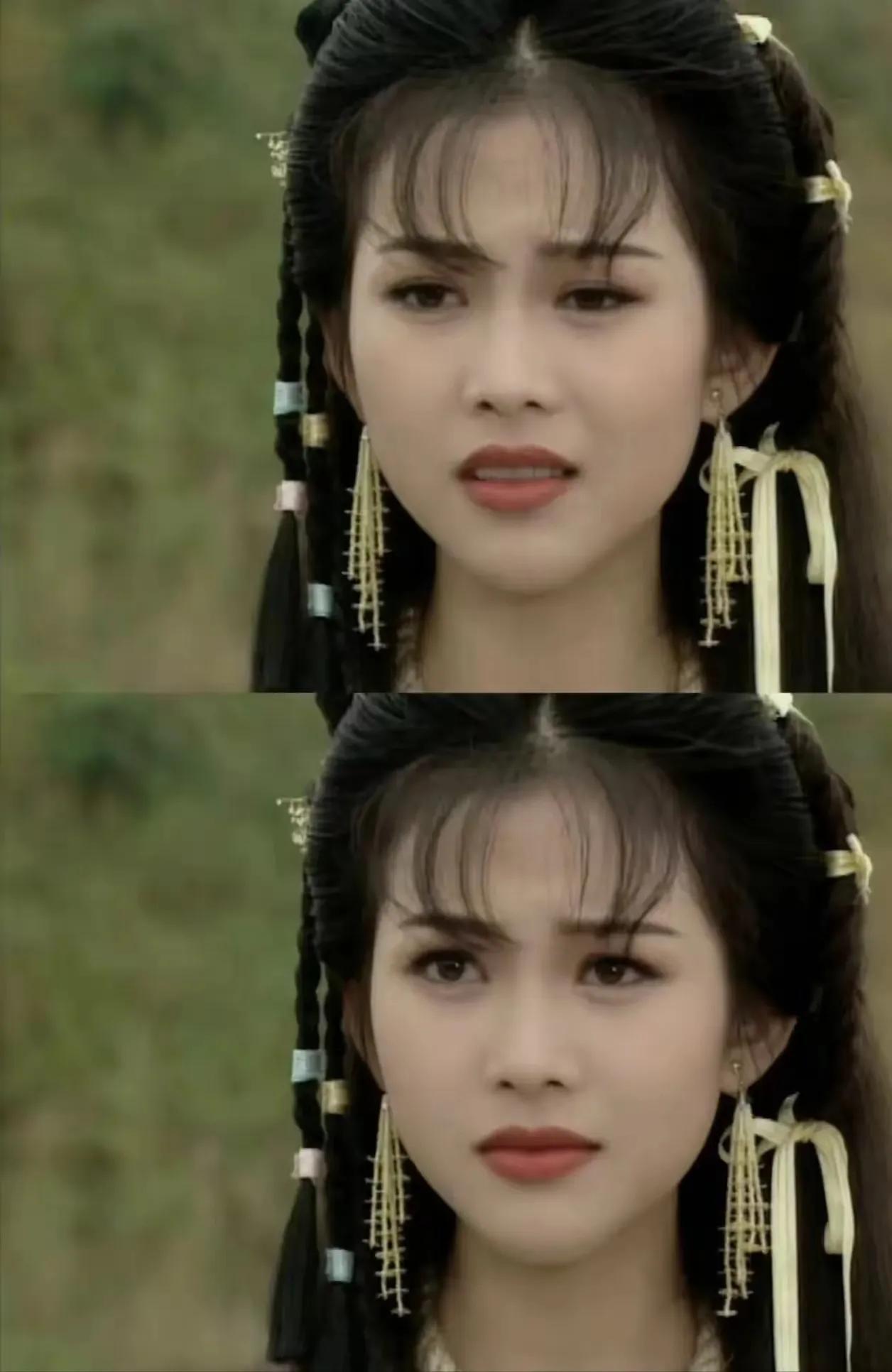 年轻时的蔡少芬真是“神颜”，
随便一个早古妆容就美成仙女，
标准的瓜子脸太漂亮了