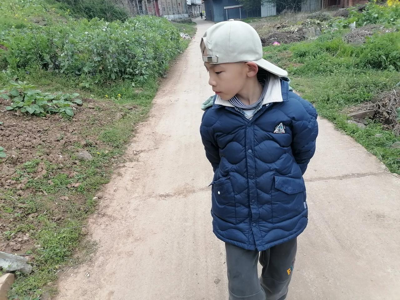 春日生活打卡季星期天回乡下心情就是不一样。