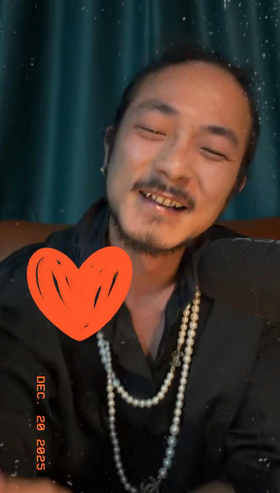 李青老师说的那段话，很值得大家去思索

人性都有一种通病：只对最亲近的人发脾气