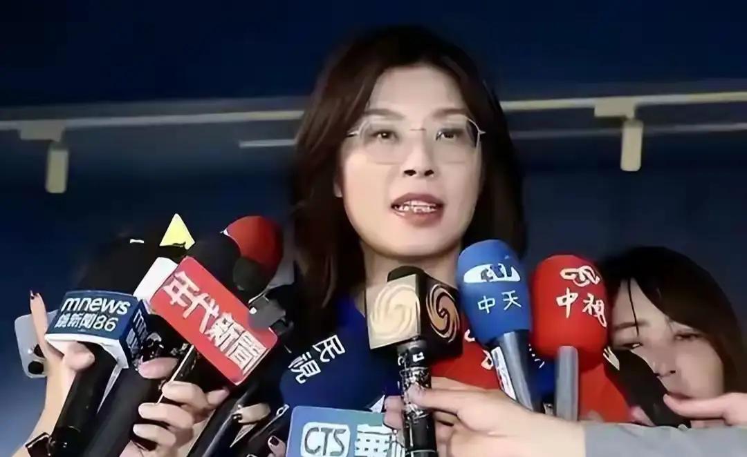 前脚郑丽文将启程访问大陆，后脚美国众议院共和党议员窜访台湾。据报道，美国“共和党