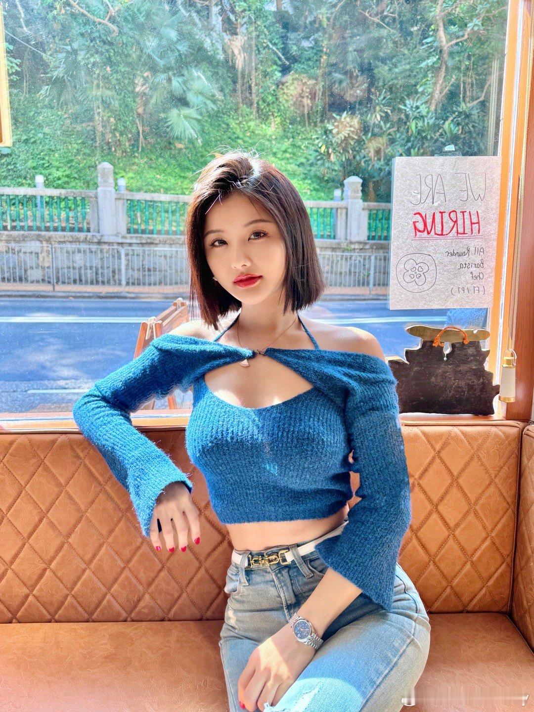 #高文君[超话]# 掉落一些短发Wendy ​​​