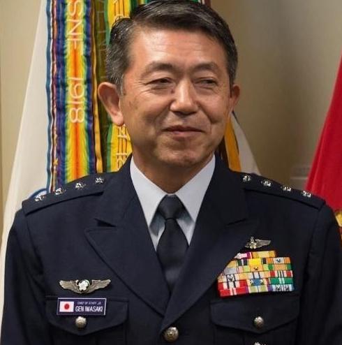 为什么中方对岩崎茂实施制裁后，日方态度变软了？ 答案很简单：岩崎茂在华被冻结的财