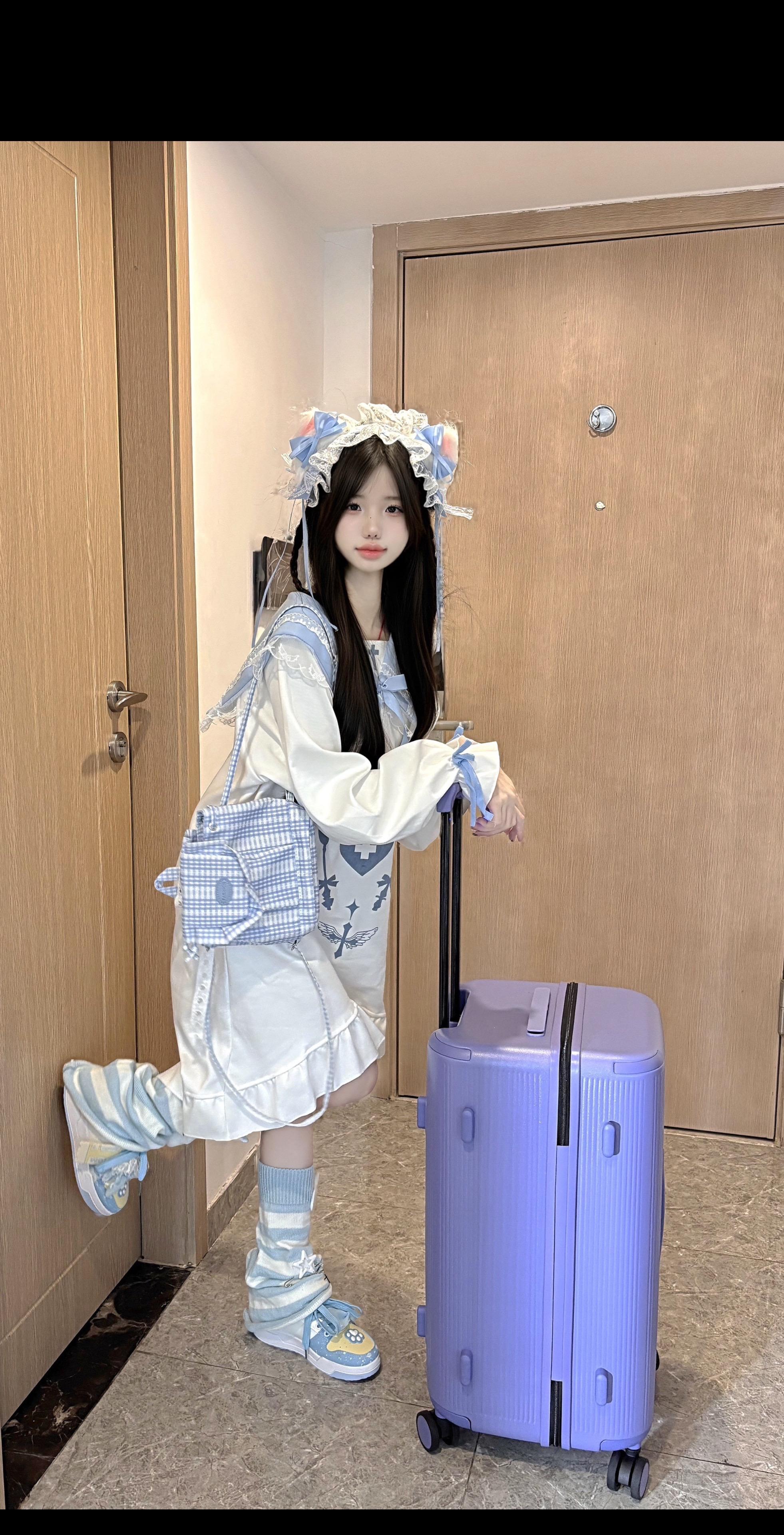 萌不死你。