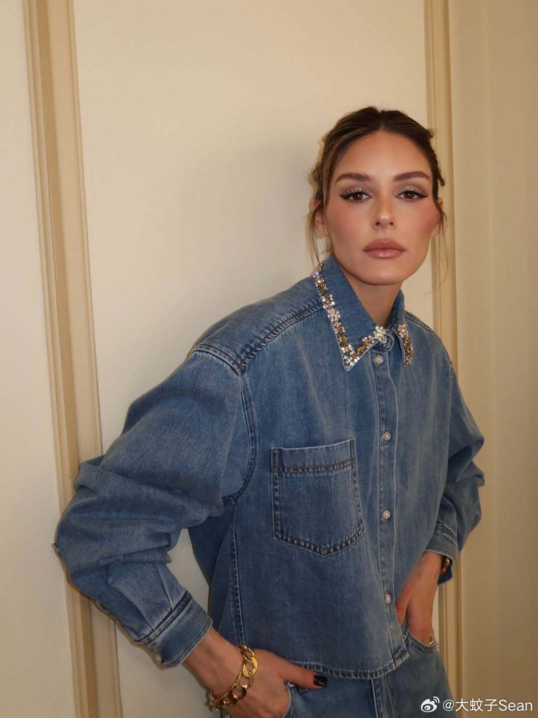 Olivia Palermo奥利维亚巴勒莫在巴黎时装周期间出席Sandro品牌发