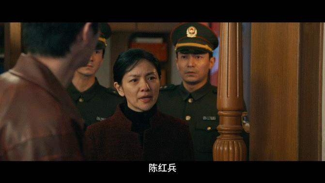 父母看着孩子烂掉是什么滋味陈父那一跪太窒息了，亲手了断儿子的生路，这大概就是成年