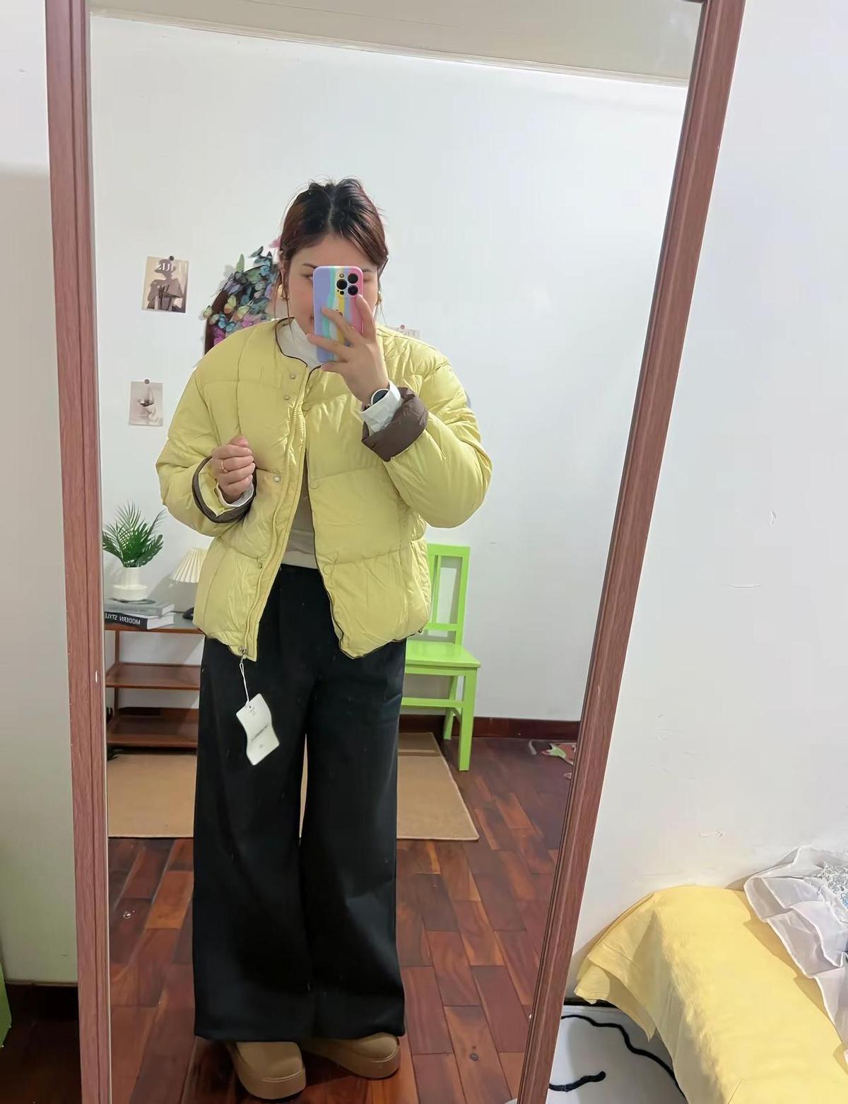 听首歌就觉得自己旺了？
别笑，真有人靠它撑过周一早上。
棉服选对了，140斤也能