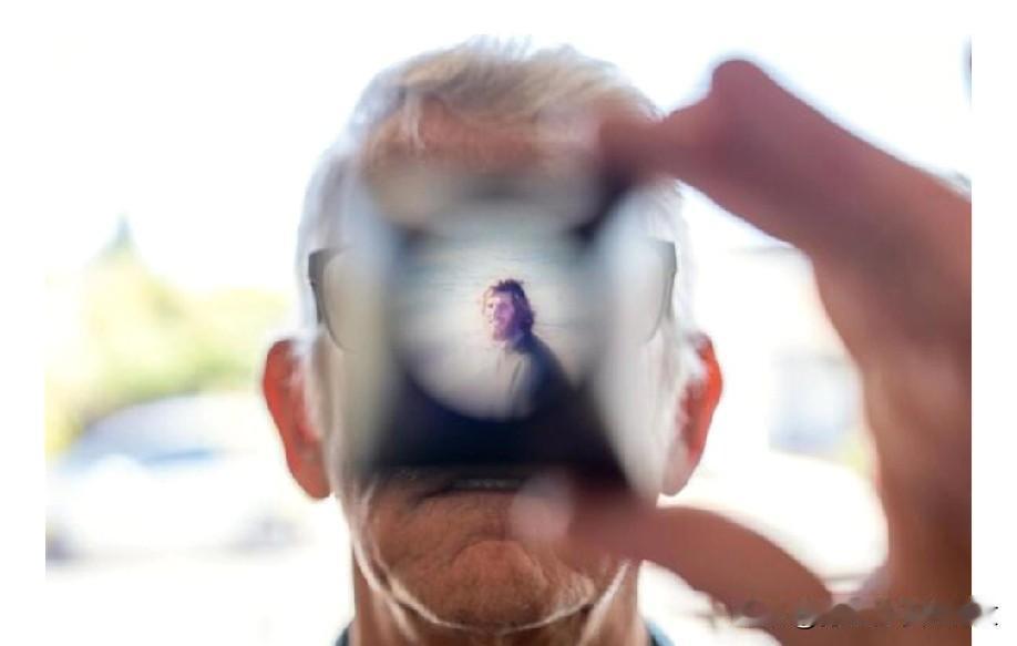 一个人的免疫系统劫持了他的大脑

2025年8月20日星期三，加利福尼亚州圣卡洛