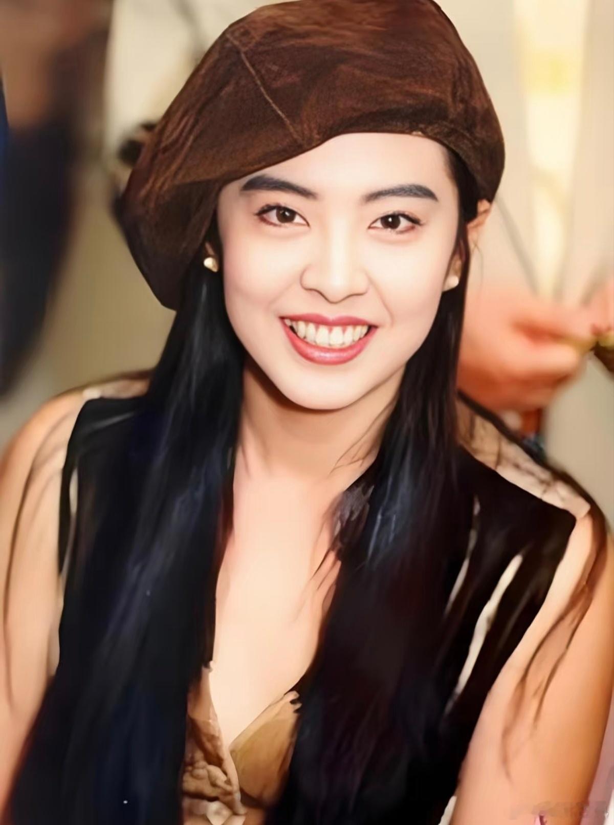 王祖贤 被时光私藏的港风叙事 