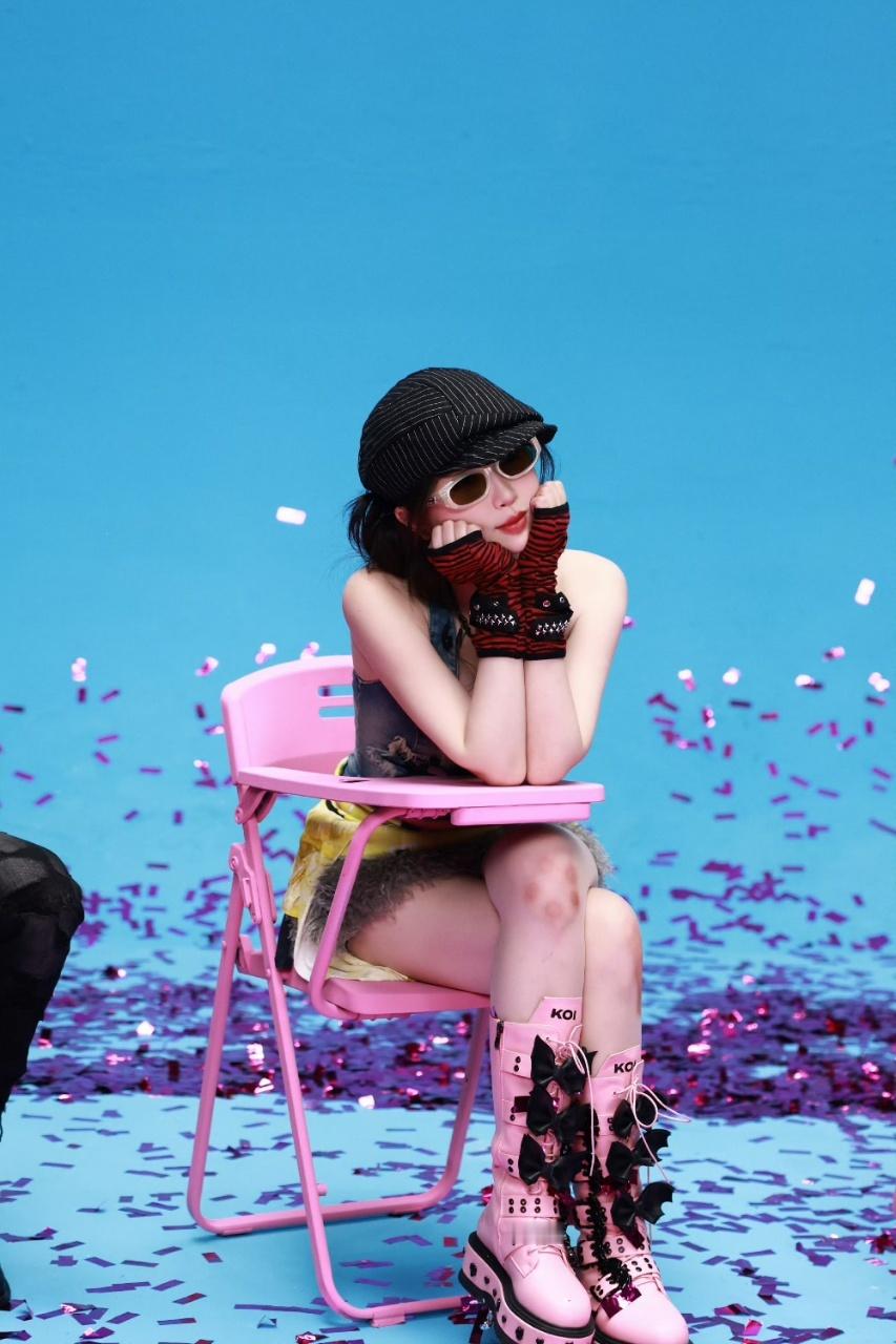 虞书欣虞书欣姜暮新身份出道虞书欣全能ACE姜暮 全能虞书欣ACE姜暮前来报到！ 