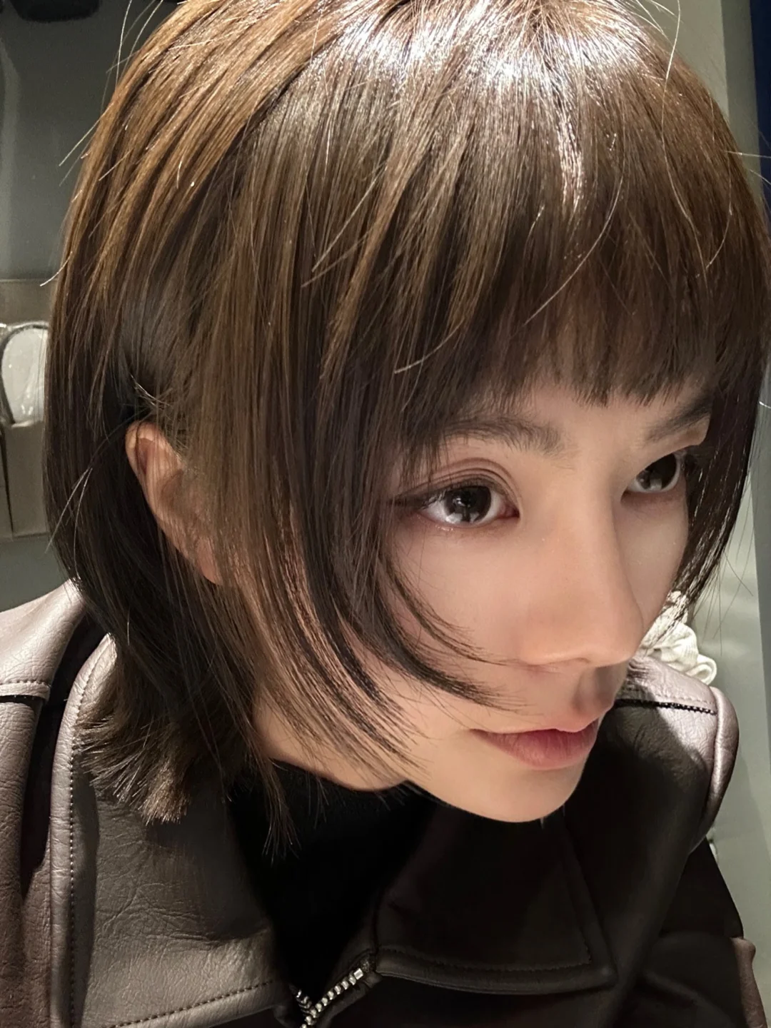 剪了个头