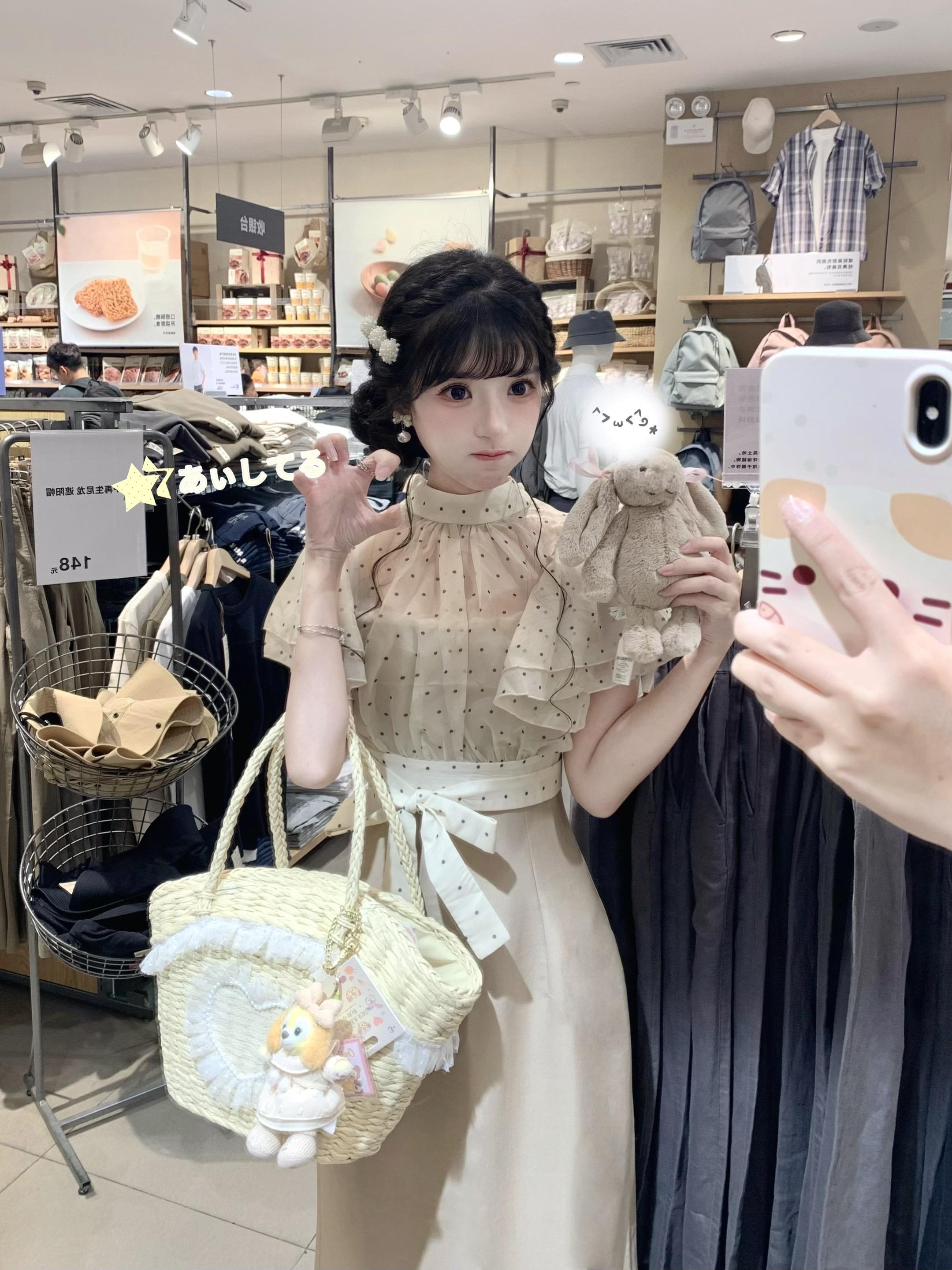 🐰波点裙真的好日系呀…完全日系大姐姐来的