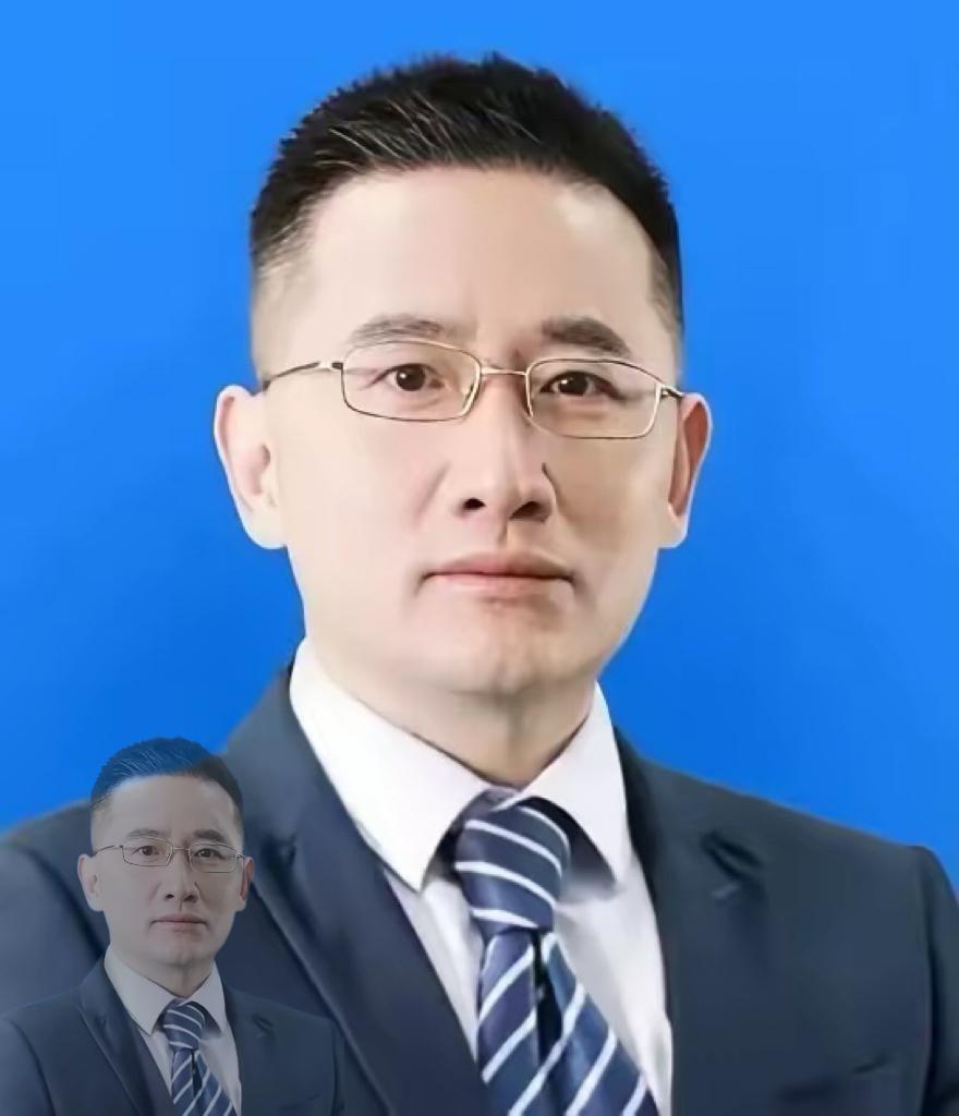 湖南人民医院院长、
眼科医生曾琦、
副院长祖雄兵都没想到，后者

深耕学术多年的