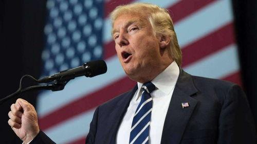 美弹药告急！美舰爆炸起火，美弹药库被命中，伊31省收到决死令，特朗普这次真要血本