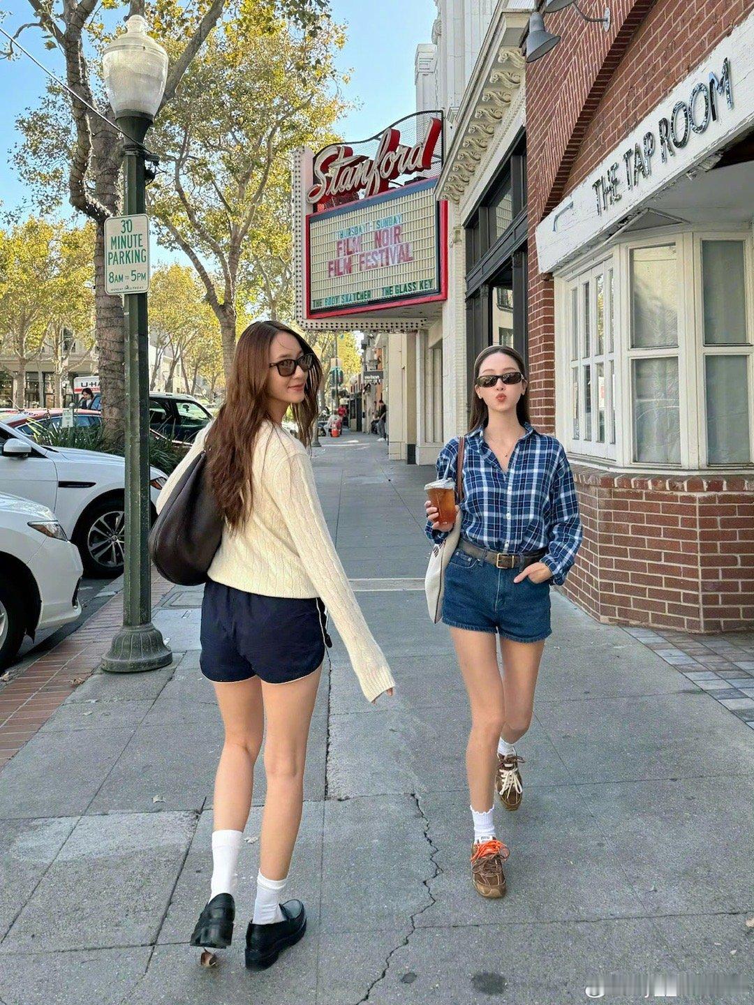 郑秀妍郑秀晶手牵手HBD🍰期待Jessica中国见面会与秀晶的新歌！[送花花]