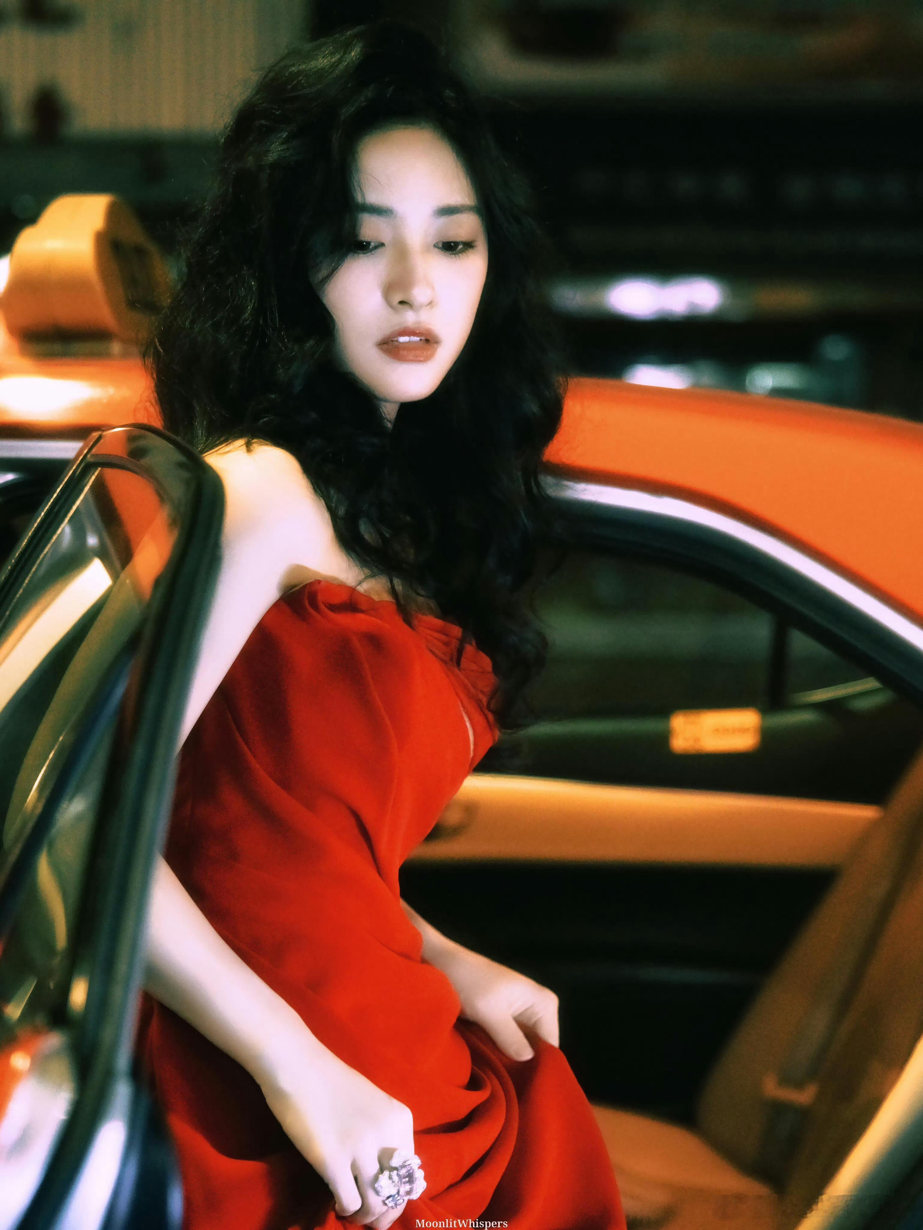 沈月海外影响力🆙，泰国年度海外最受欢迎中国女演员实至名归，印象中她一直很甜美可