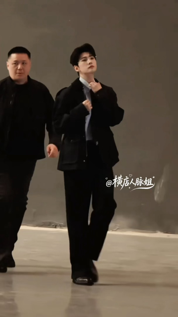 对着杨洋这一套丝滑连招流口水啊[捂嘴哭][捂嘴哭][捂嘴哭][捂嘴哭][捂嘴哭]