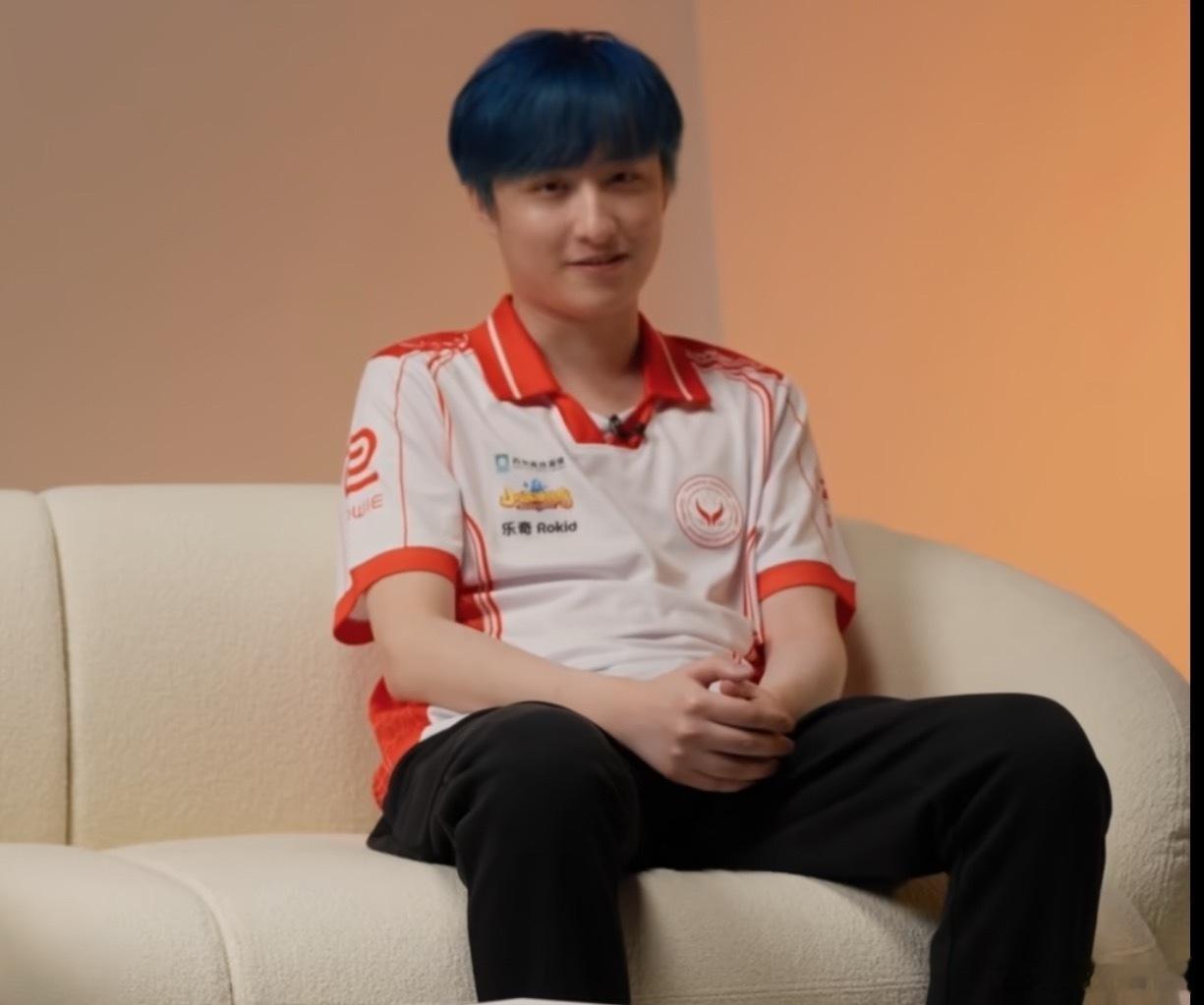 小鸽子：dota2这个游戏你能一直坚守在职业的最顶端，你觉得是什么让你有这样的动