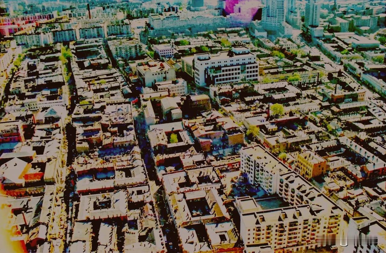中国哈尔滨市道外区中国民俗建筑部落，第九届亚洲冬季运动会火炬传递明天在这里出发。