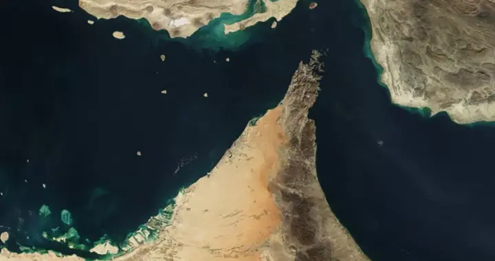 首笔200万美元已到账，伊朗拉着阿曼一起赚钱，比卖油利润还高