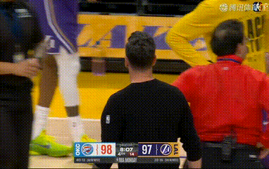 这一开始怎么能给雷霆球权。。雷霆vs湖人