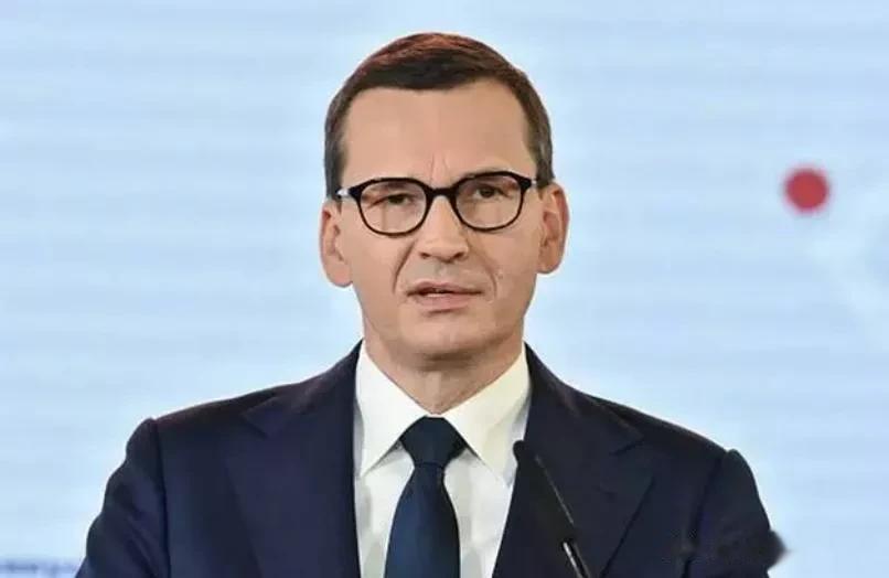 突发！波兰强行封锁俄罗斯学校！俄：将定义为敌对行动

来源:海峡快讯

随着俄乌