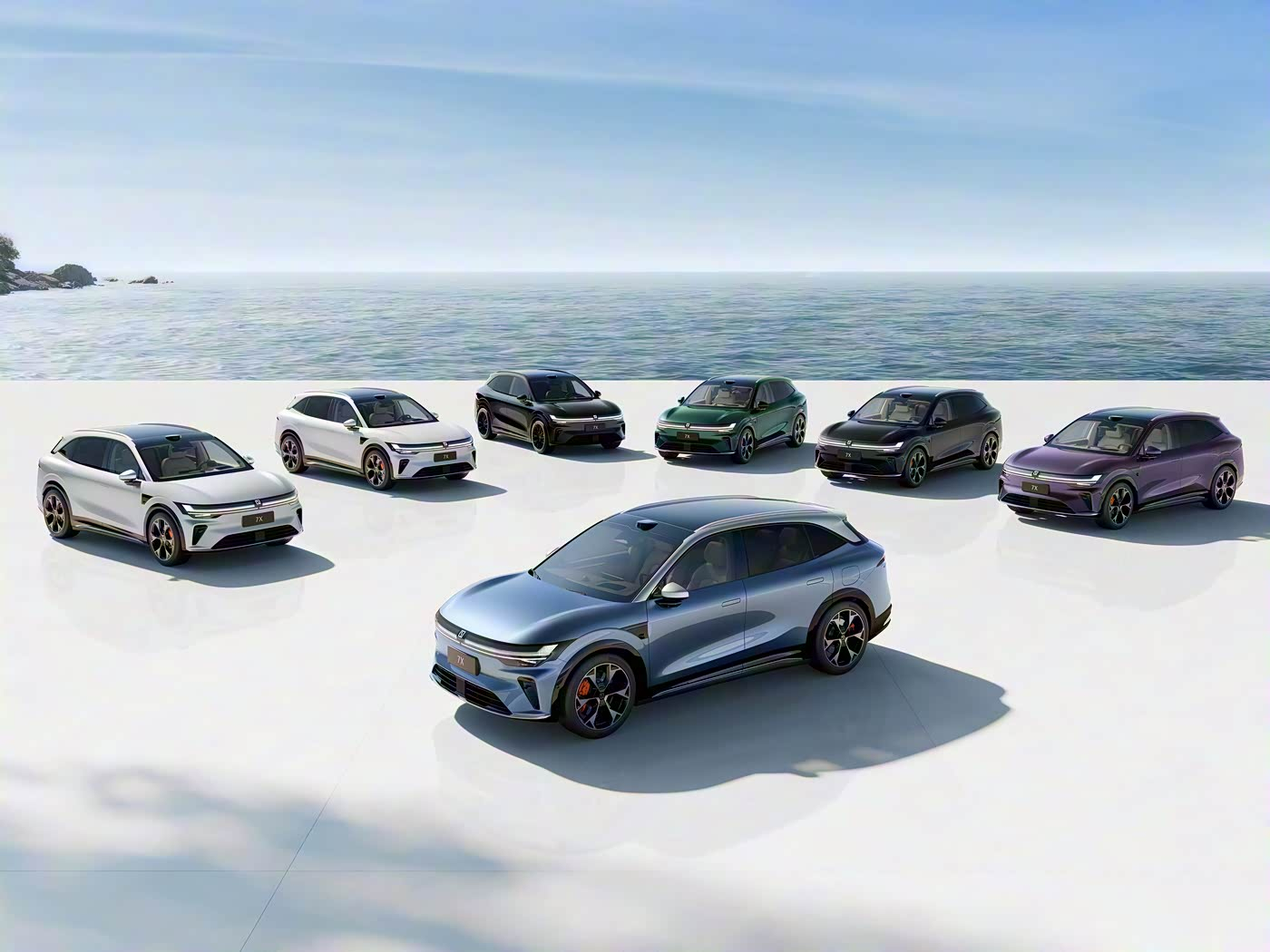 看了一下，极氪7x的重点升级是全系900V和Thor-U芯片，其他方面有麂皮绒顶