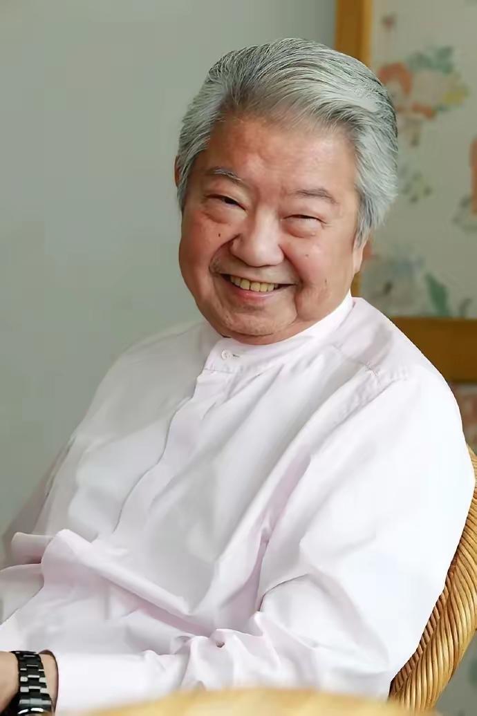 蔡澜说：“这个世界，除了少数的政客和科学家以外，普通人的一生无非就是吃喝玩乐。只