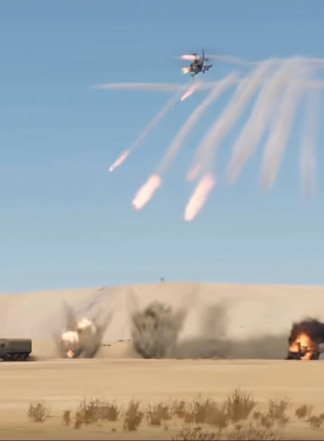 伊朗反政府的库尔德武装，成为进军德黑兰的备选。
如果美军用疣猪飞机在前面开道，伊