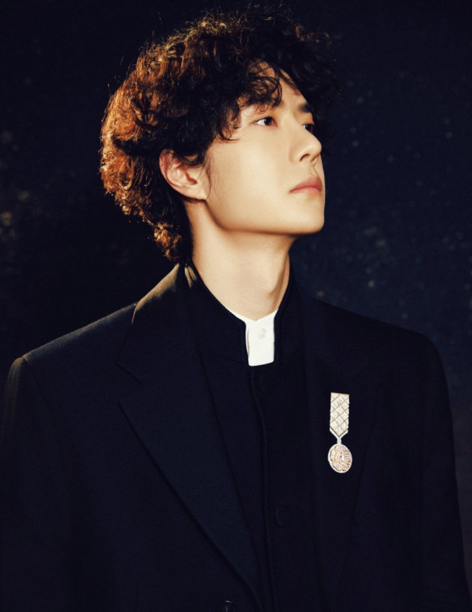 王一博 大明星回内娱他现在还是大明星吗？好像多年没进组了，没有作品了，你认为他现