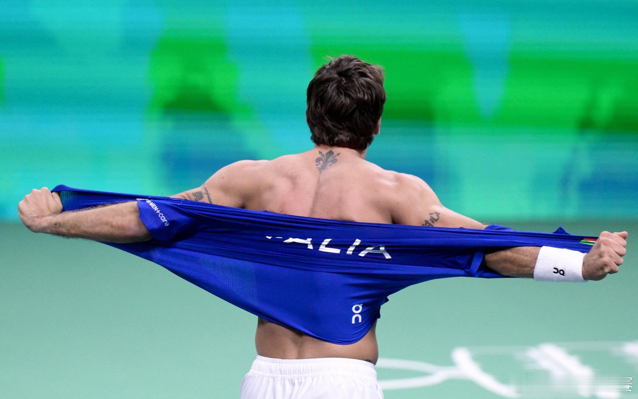 勇气 耐心 💪“真的很难用言语来形容这场比赛，我们为国家、为胜利而战，最终我实