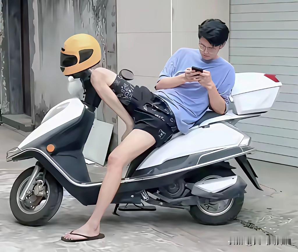 这张图片您第一眼看到的是什么？说实话，证明您老不老？