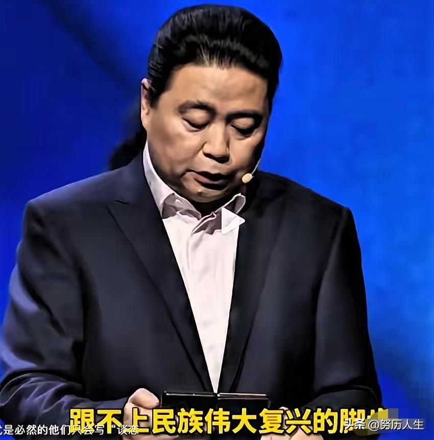 汪海林说的对，中国当代的文艺工作者，根子上就是小资产阶级，他们是没有文化的“文化