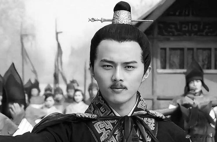 公元124年。汉安帝刘祜的后宫，太子刘保的乳母叫王男，厨监叫邴吉，这两个人跟皇帝