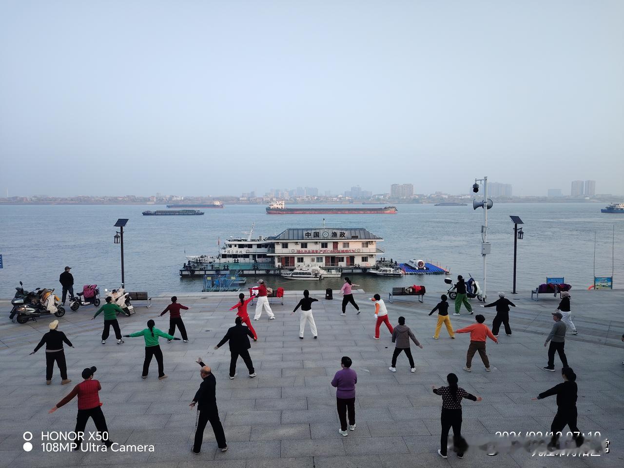 记录我的20262026年3月12日长江岸边晨练打卡分享运动