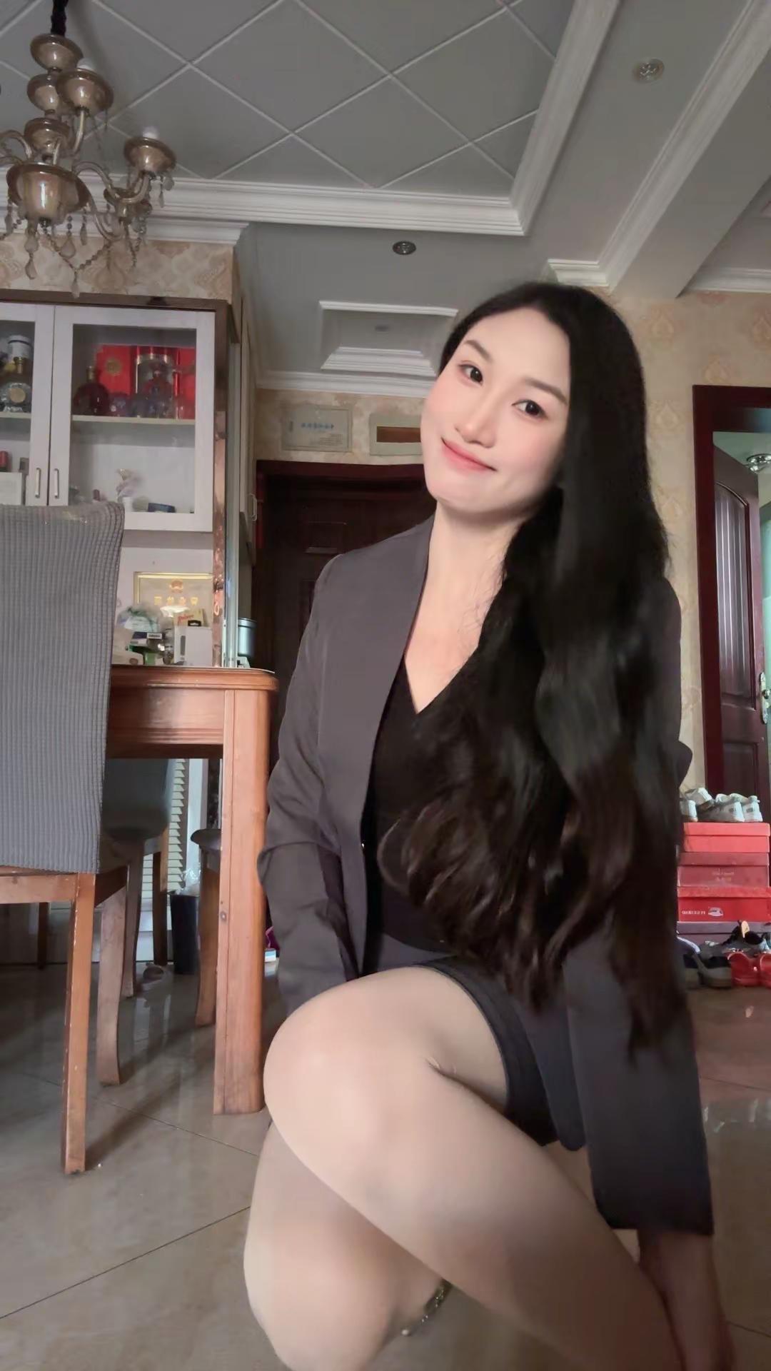 想找个真心过日子的人，做我男朋友吧不纠结头婚二婚，只盼彼此真诚相待，三餐四季有回