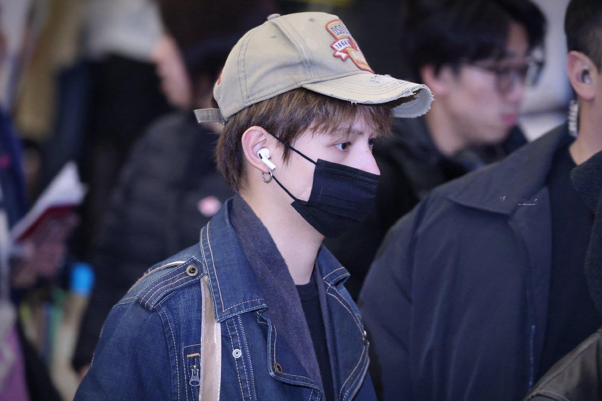 赵雨凡JAMES 🦅赵雨凡 乖乖的一只詹咪🐱cr见水印 