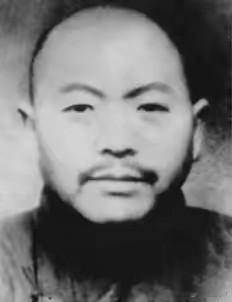 1951年沔阳刑场：“大汉奸”临刑喊冤，省厅加急电：枪下留人
 
1951年五月