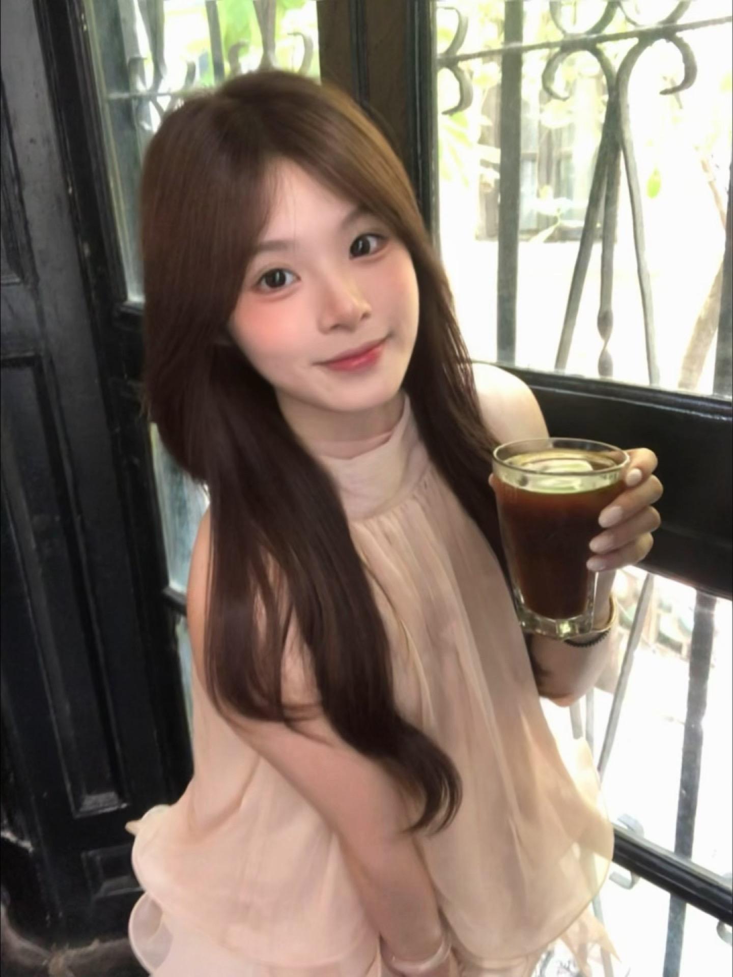 •.✰·.🖤ᵎ ⁺◦