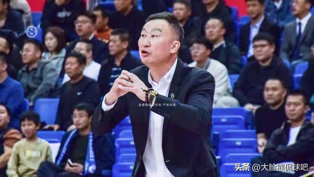 昨晚青岛输给了浙江，赛后很多人都在骂刘维伟，但懂的人都懂这只不过是一场人情世故球