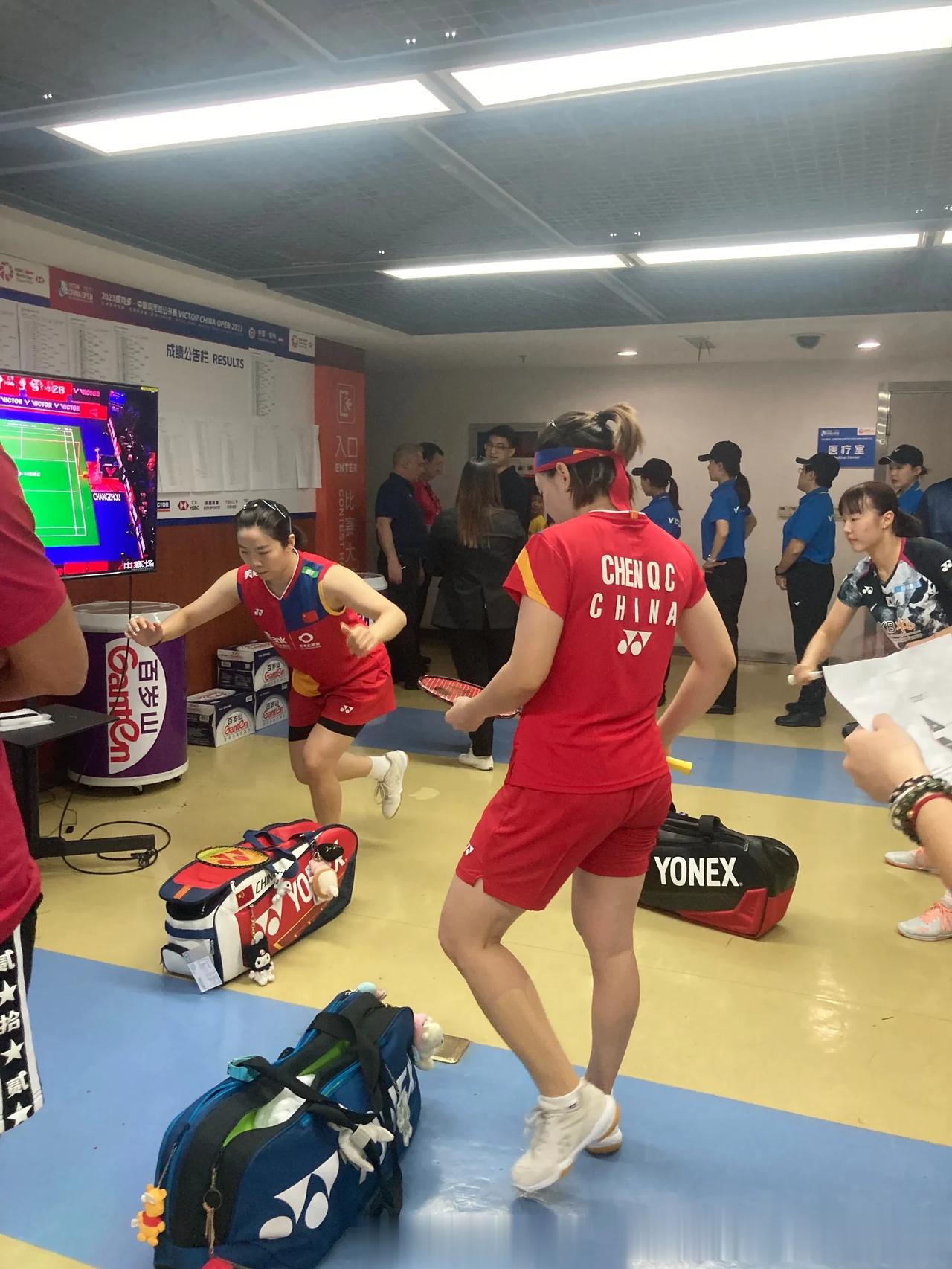 #2023年中国羽毛球公开赛# 女双决赛
🇨🇳陈清晨/贾一凡VS🇰🇷李绍
