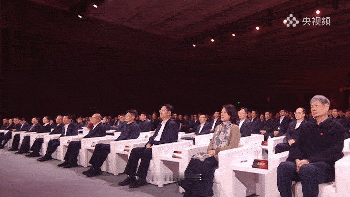 越来越好颁奖典礼广州启幕越来越好国际设计大赛颁奖典礼 院士、国际设计大师齐聚广州