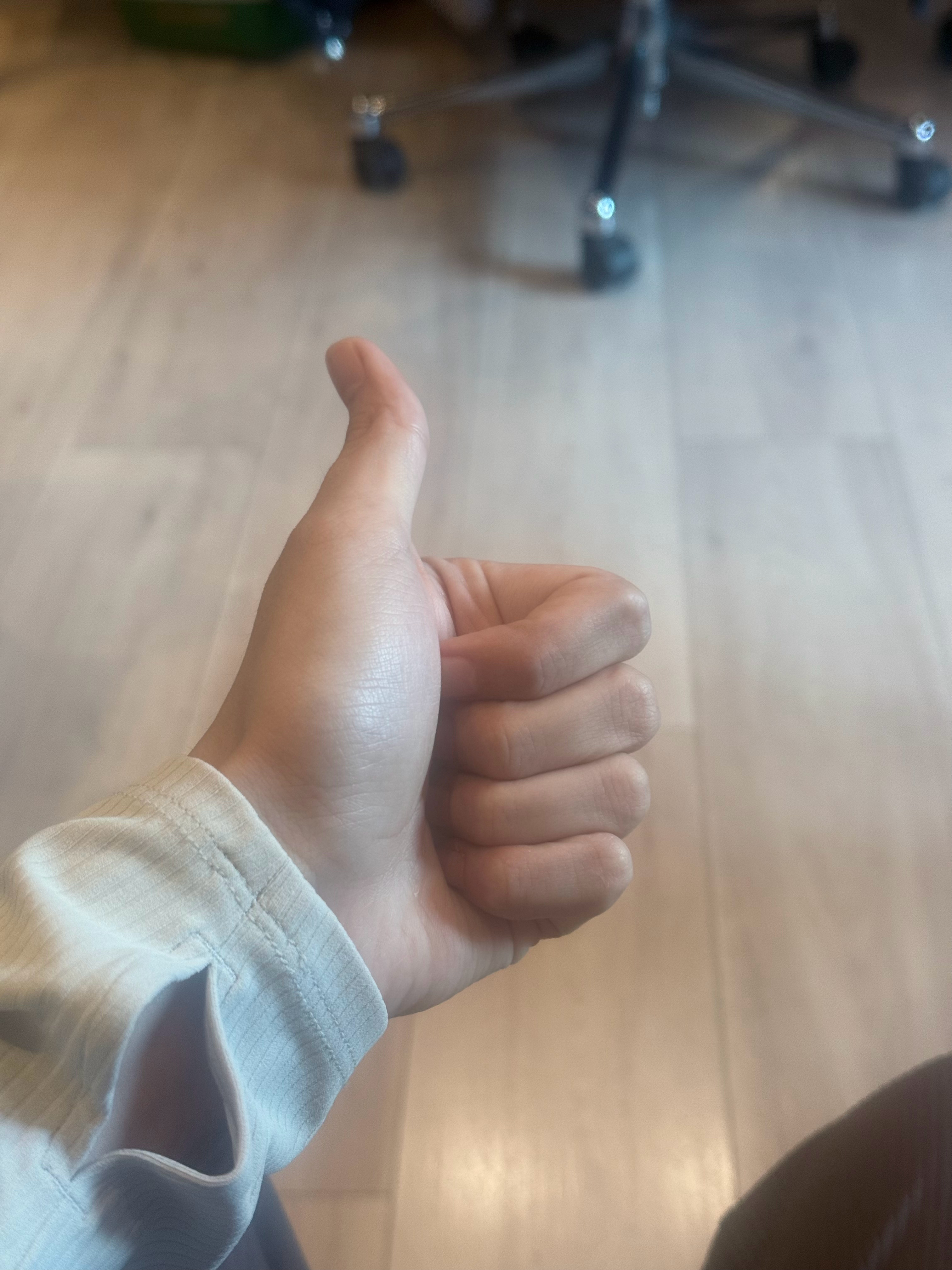 老噜给的安全感真的是没得说[手指比心]卢昱晓 ​​​