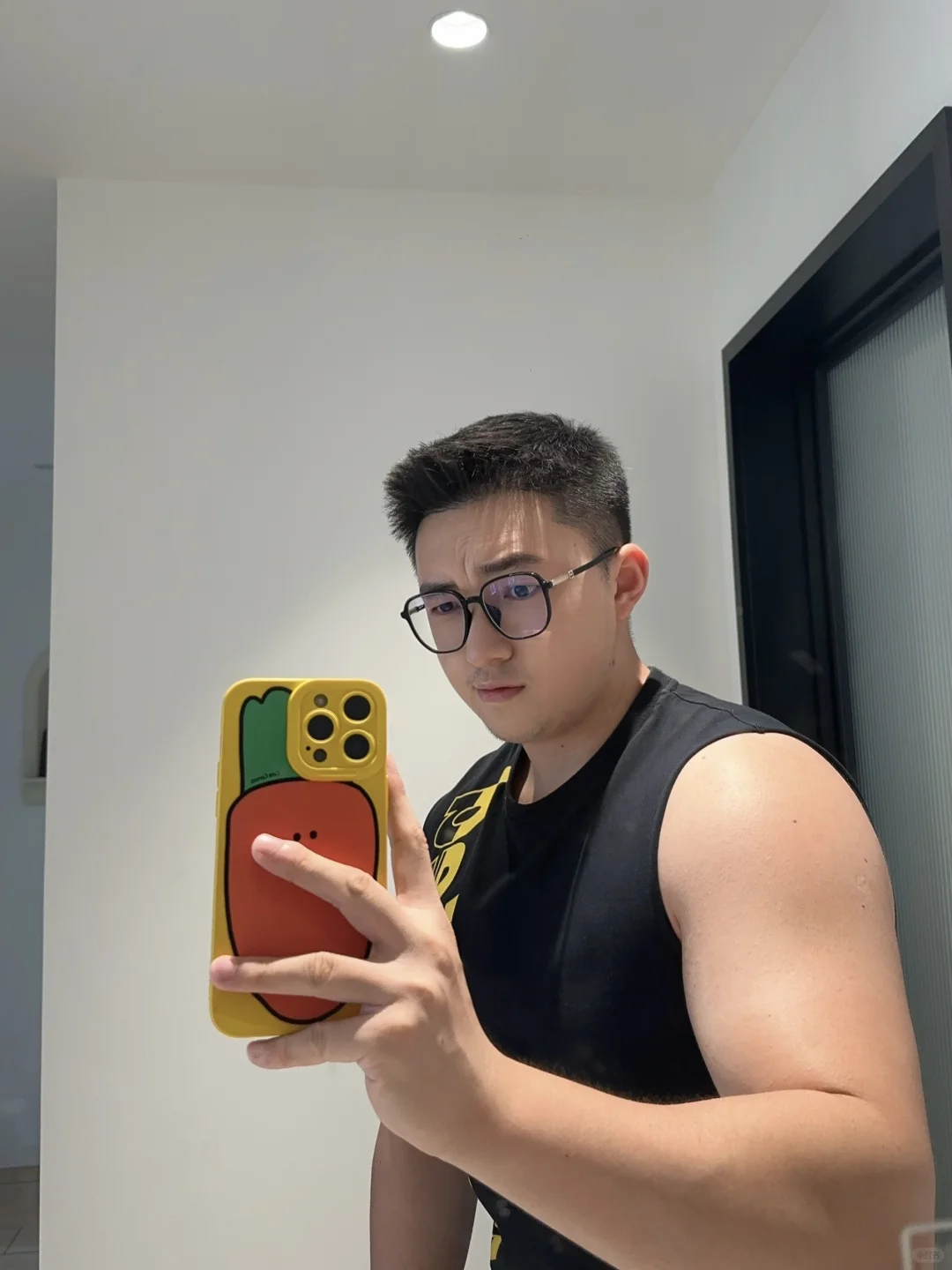 今天是眼镜boy🧐